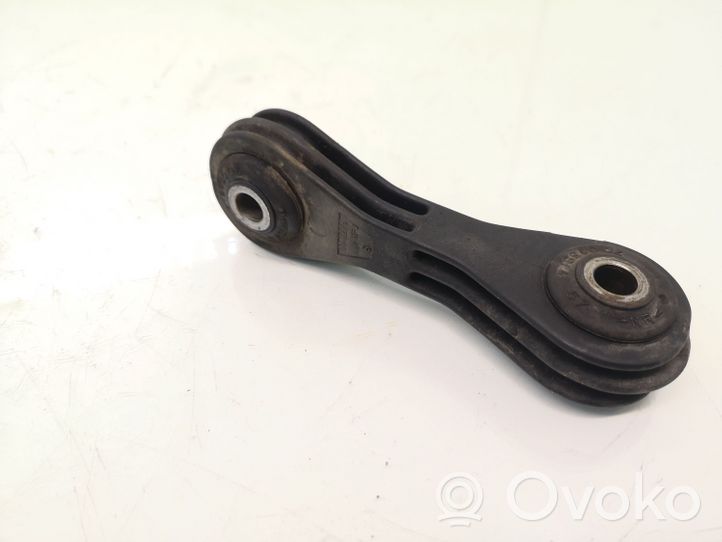 Volkswagen Golf IV Priekinė stabilizatoriaus traukė 013278