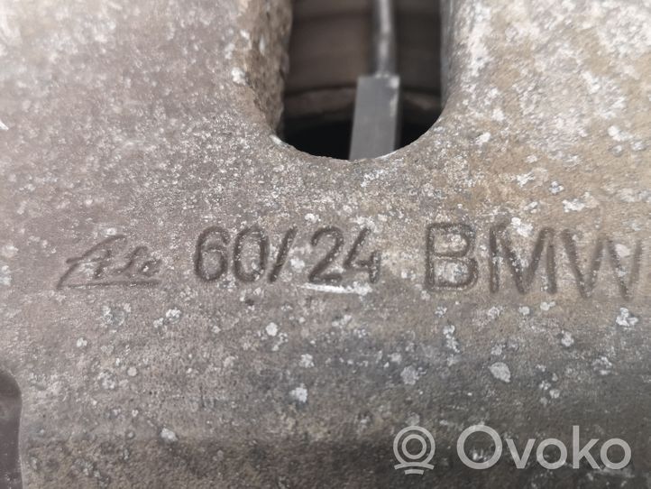 BMW 5 E60 E61 Zacisk hamulcowy przedni 6024