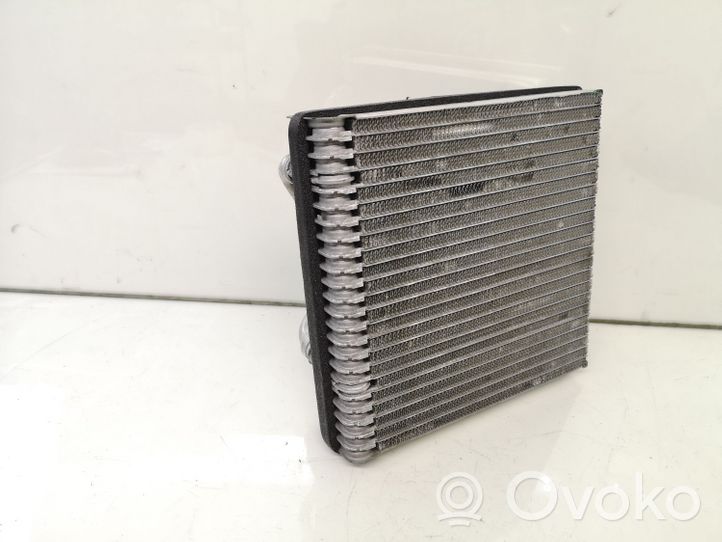 Volkswagen Jetta VI Gaisa kondicioniera radiators (salonā) 