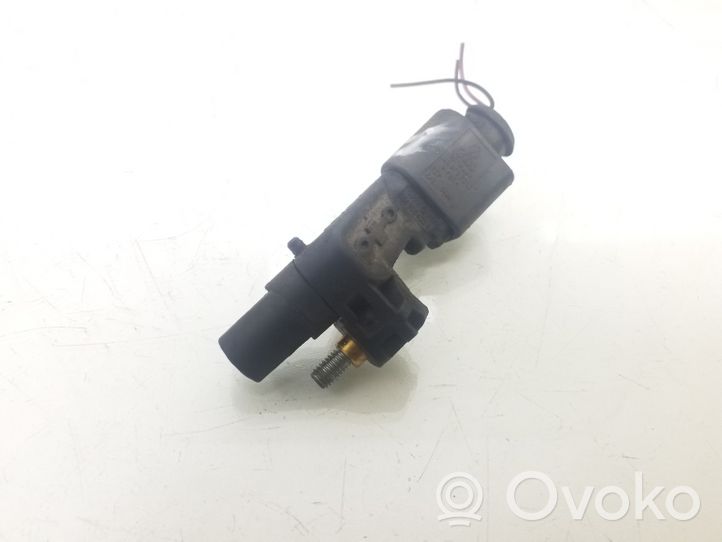 Volkswagen Touran I Crankshaft speed sensor 038906433A