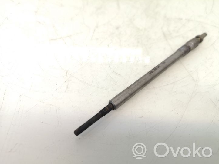 Mercedes-Benz E W211 Glow plug 0100266011