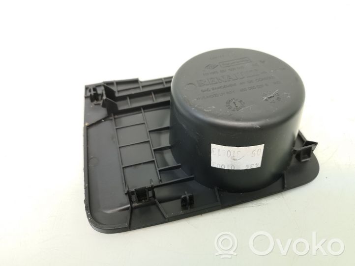 Renault Megane III Cup holder front 685000009R