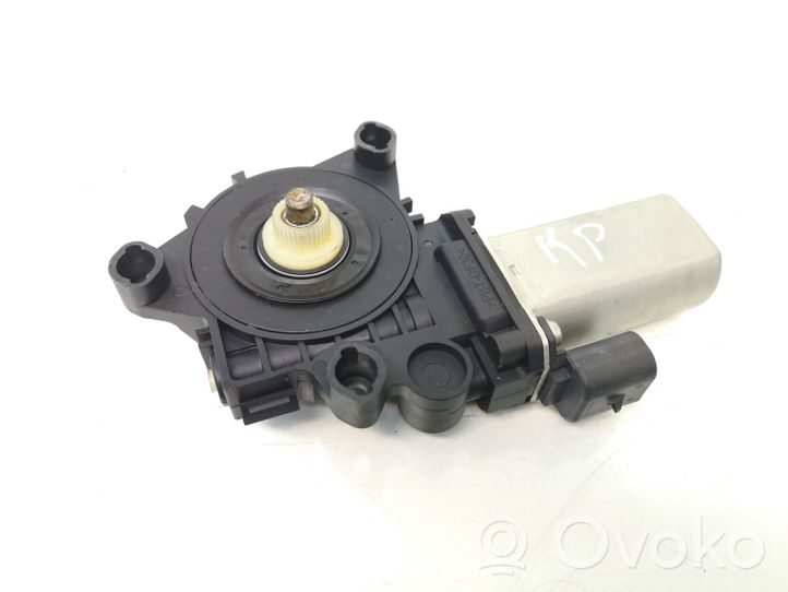 Fiat Idea Moteur de lève-vitre de porte avant 3F2453D