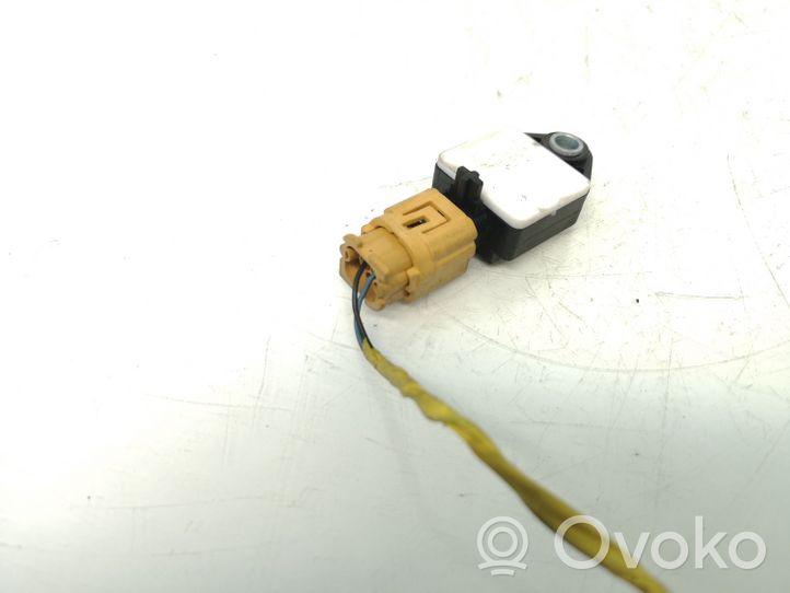 Fiat Idea Airbag deployment crash/impact sensor 4684542124250222