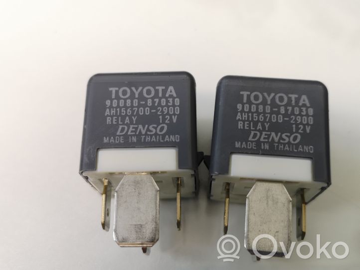 Toyota Yaris Faisceau de câblage pour moteur 8211252530B