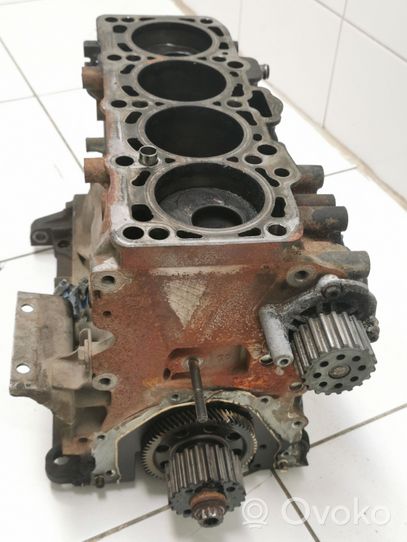Skoda Superb B6 (3T) Moottorin lohko 03G021AG