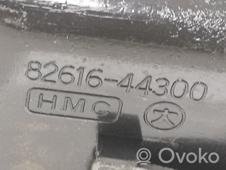 Hyundai H-1, Starex, Satellite Rączka wewnętrzna drzwi tylnych samochodów dostawczych 8261644300