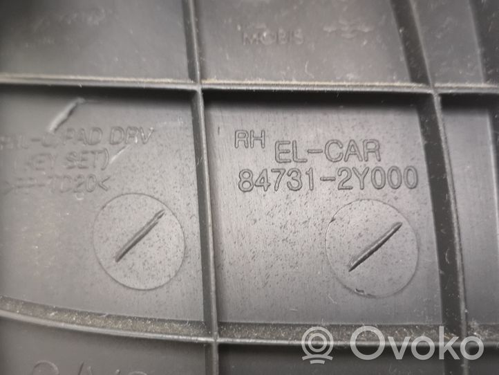 Hyundai ix35 Boczny element deski rozdzielczej 847312Y000