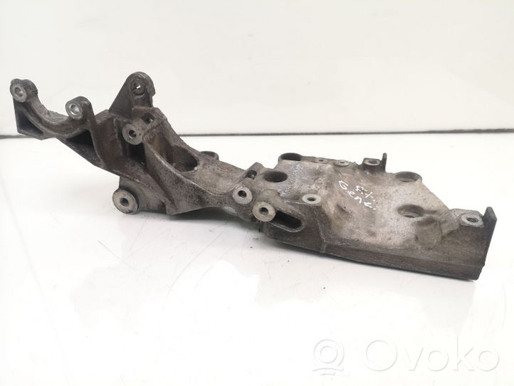 Mitsubishi Outlander Generator/alternator bracket 03G903143J