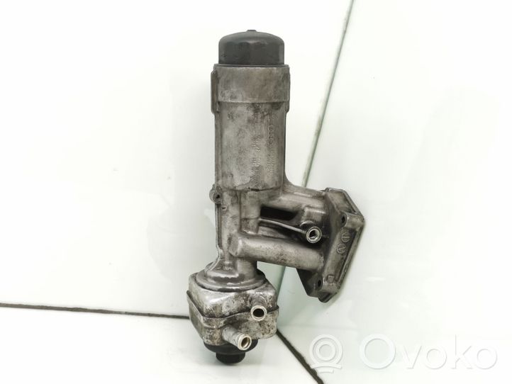 Audi A4 S4 B6 8E 8H Support de filtre à huile 038115389C