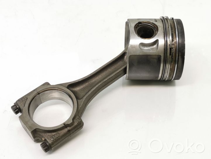 Volkswagen Jetta V Piston with connecting rod 34110605