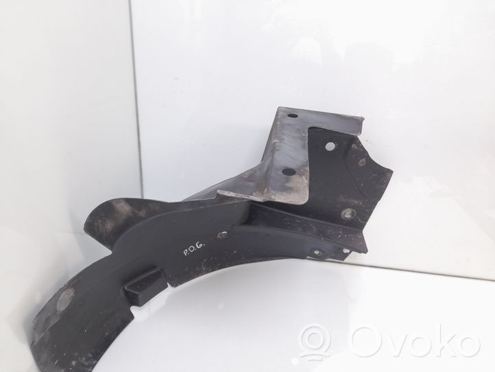 Renault Trafic II (X83) Pare-boue passage de roue avant 7700312791