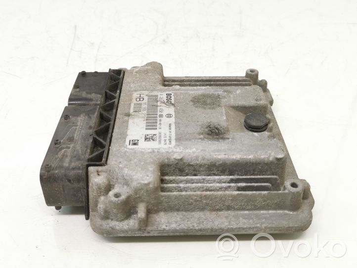 Opel Vectra C Sterownik / Moduł ECU 0281014450