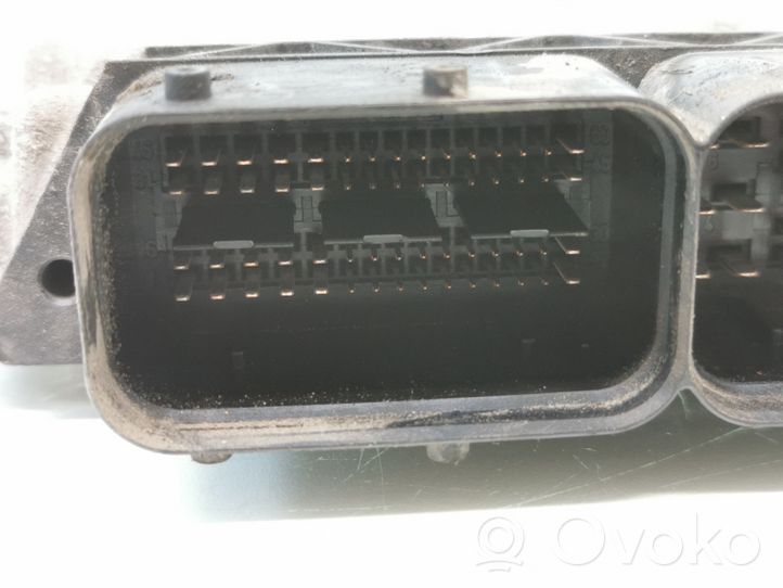 Opel Vectra C Sterownik / Moduł ECU 0281014450