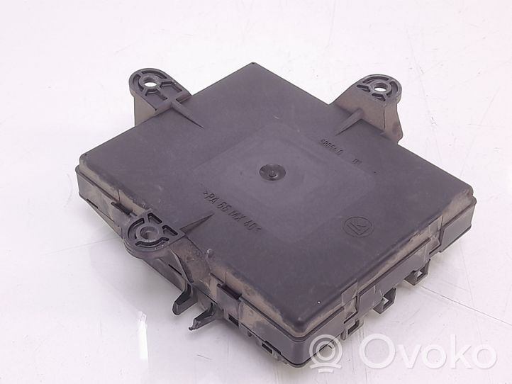 Mercedes-Benz B W245 Oven ohjainlaite/moduuli A1698207326