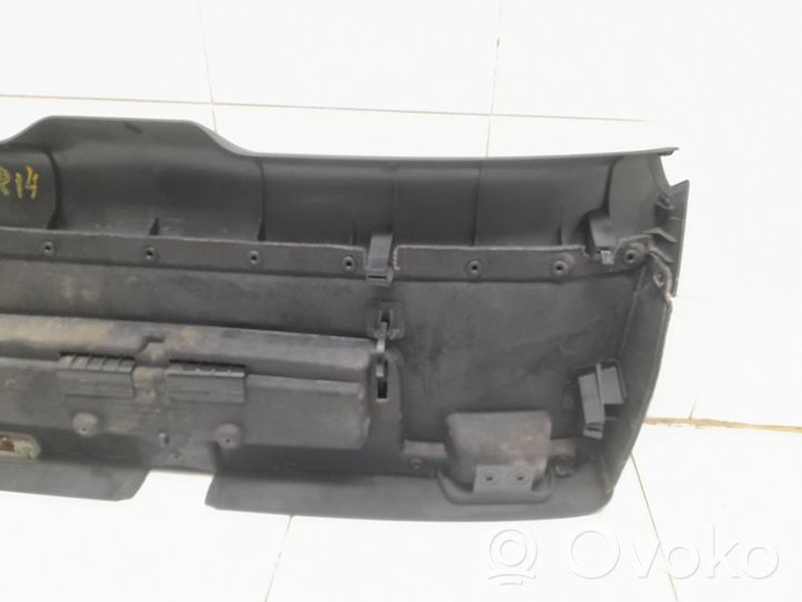 Audi A4 S4 B7 8E 8H Pagrindinis apdailos skydas 8E9867979C