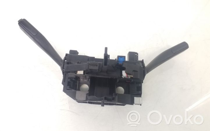 Volkswagen Touran I Leva/interruttore dell’indicatore di direzione e tergicristallo 1K0953513A