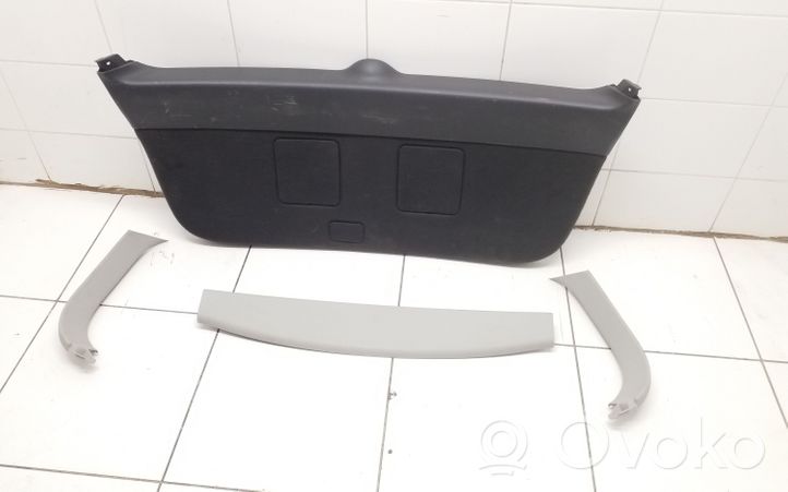 Toyota Avensis T250 Set rivestimento portellone posteriore/bagagliaio 6775905010