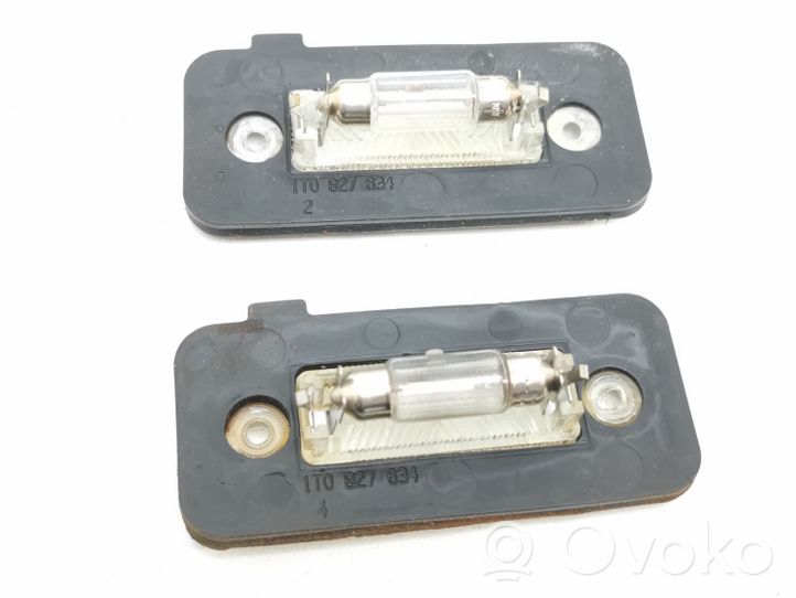 Volkswagen Jetta V Lampa oświetlenia tylnej tablicy rejestracyjnej 1T0827575L