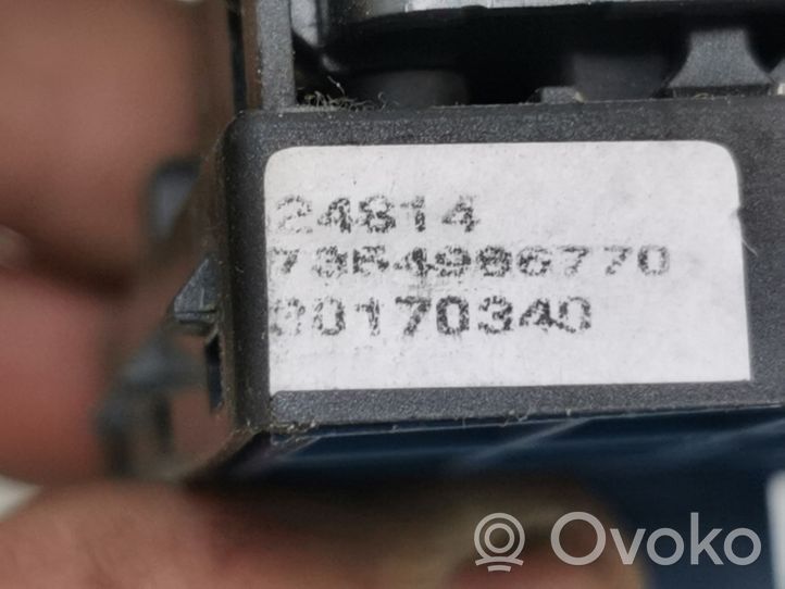 Opel Combo D Interrupteur commade lève-vitre 7354986770