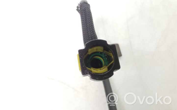 Opel Combo D Tuyau d'alimentation conduite de carburant 51940550