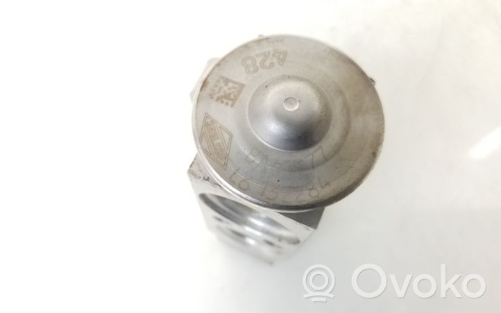 Volkswagen Up Air conditioning (A/C) expansion valve 1S0820679B