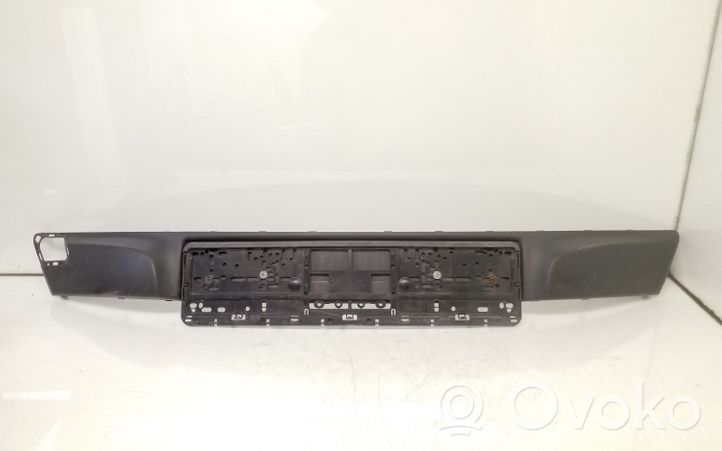 Opel Corsa D Apdailinė priekinio bamperio juosta 13286039