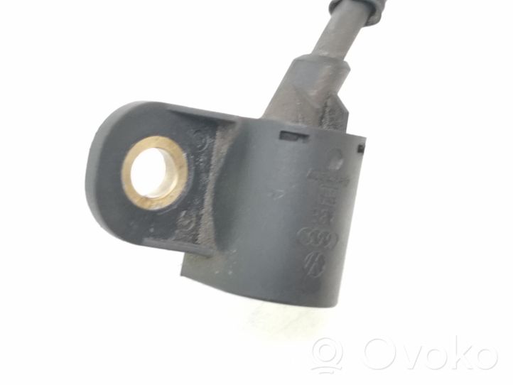 Volkswagen Touran I Camshaft position sensor 03G906433