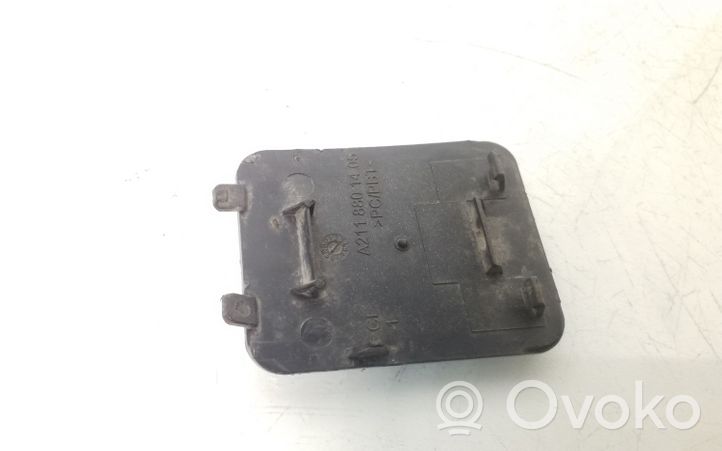 Mercedes-Benz E W211 Tappo/coprigancio di traino paraurti posteriore A2118801405