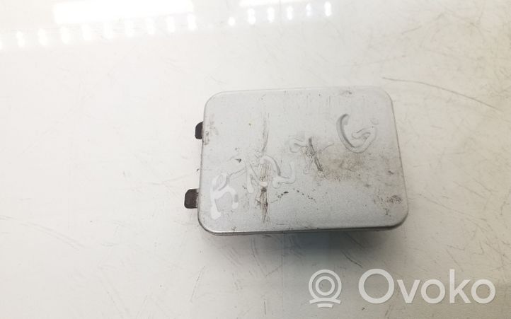 Mercedes-Benz E W211 Tappo/coprigancio di traino paraurti posteriore A2118801405