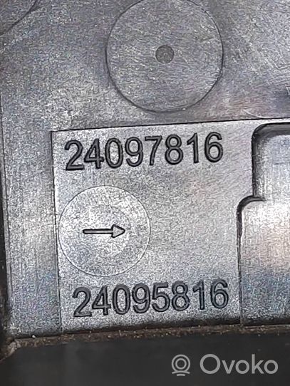 Peugeot 207 Rear door lock 24095816