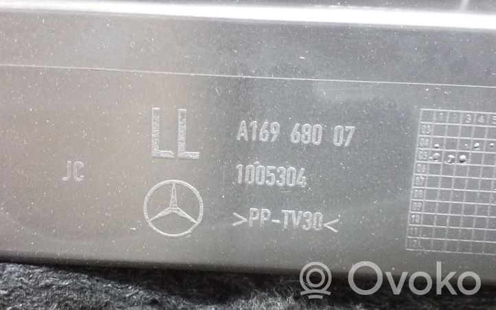 Mercedes-Benz A W169 Deska rozdzielcza A16968007