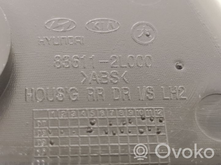 Hyundai i30 Muu takaoven verhoiluelementti 836112L000
