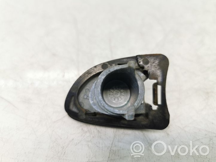 Volkswagen PASSAT B6 Copertura per maniglia portiera posteriore 3C0839168