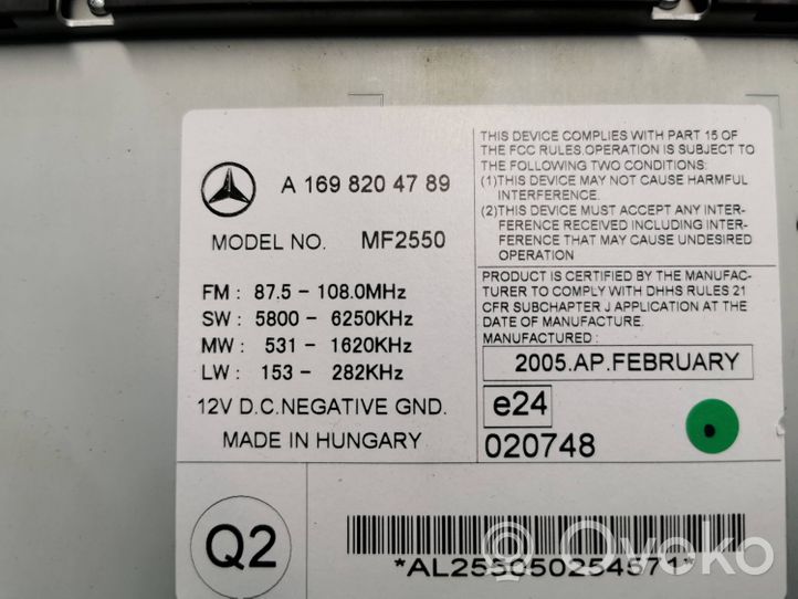 Mercedes-Benz A W169 Radija/ CD/DVD grotuvas/ navigacija A1698204789