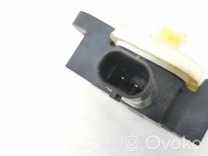 Mercedes-Benz GLE (W166 - C292) Sensore d’urto/d'impatto apertura airbag A1668210351