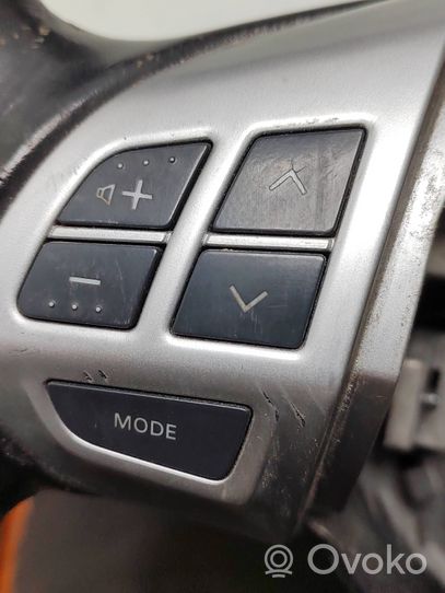 Mitsubishi Outlander Steering wheel 7Z37925