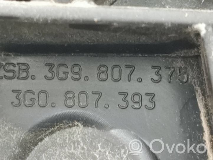 Volkswagen PASSAT B8 Staffa di rinforzo montaggio del paraurti posteriore 3G9807375