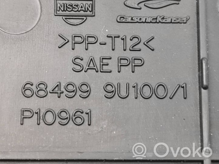 Nissan Note (E11) Garniture d'extrémité latérale du tableau de bord 684999U100