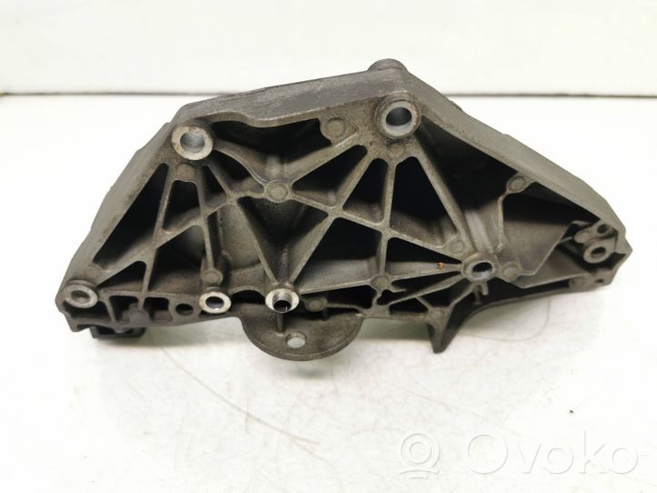 Ford Mondeo MK IV Support de générateur / alternateur 7g9q10k018aa