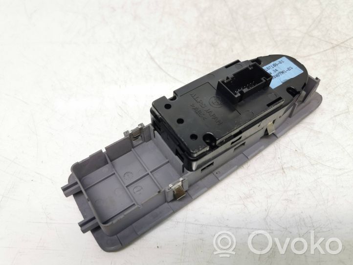 BMW 1 E81 E87 Interruttore di controllo dell’alzacristalli elettrico 9167166