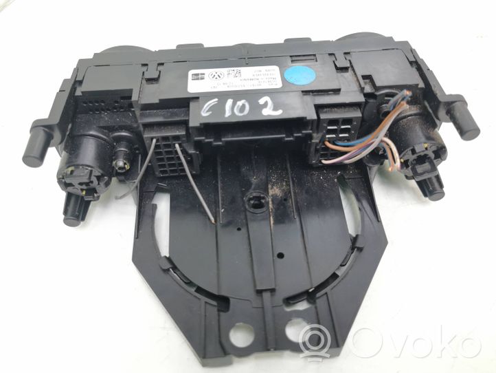 Volkswagen Up Panel klimatyzacji 1S0820045R