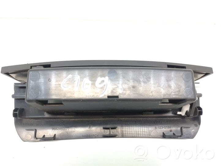 Citroen C5 Kojelaudan säilytyslokero 9682460077