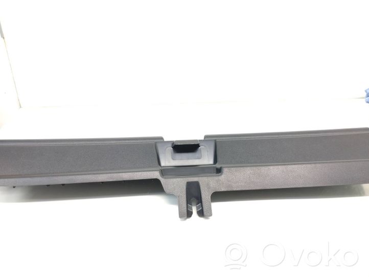 Mercedes-Benz EQC Rivestimento di protezione sottoporta del bagagliaio/baule A2936905000