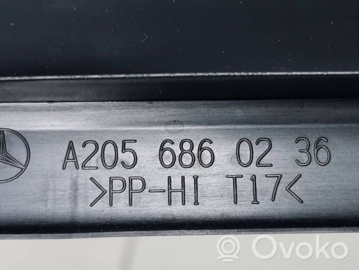 Mercedes-Benz EQC Priekinio slenksčio apdaila (vidinė) A2056860236