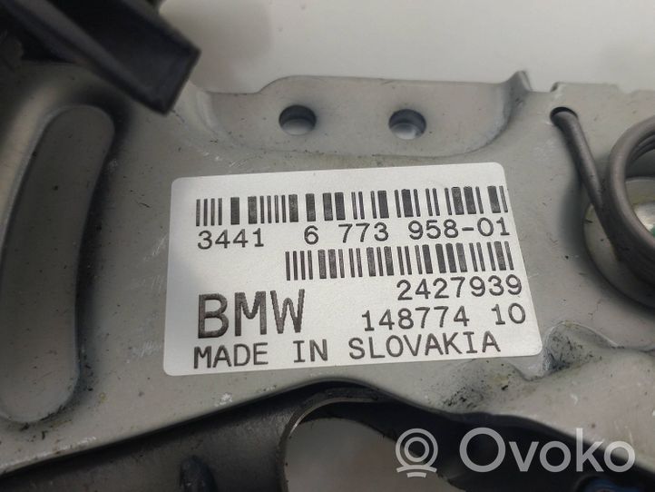 BMW 5 E60 E61 Käsijarru seisontajarrun vipukokoonpano 6773958