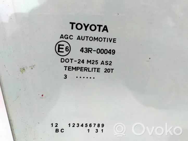 Toyota Auris E180 Vitre de fenêtre porte avant (4 portes) 43R00049