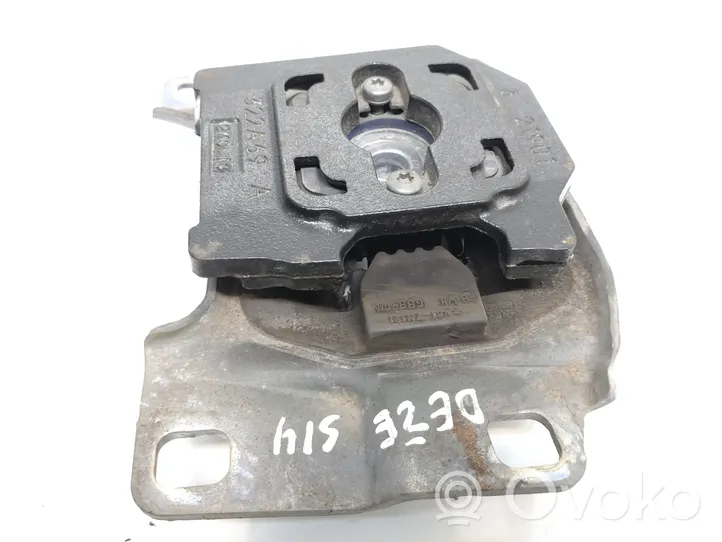 Ford Focus Coussinet de boîte de vitesses V617m121