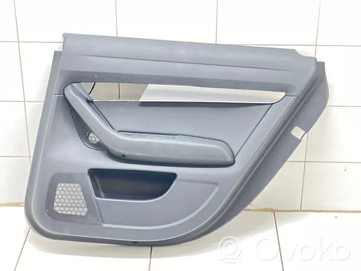 Audi A6 Allroad C6 Rivestimento del pannello della portiera posteriore 4F0867306