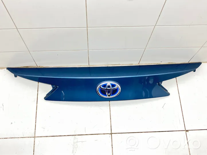 Toyota Auris E180 Trunk door license plate light bar 7681102830